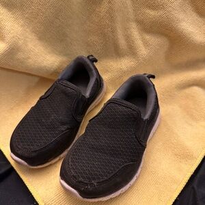 Toddler slip-on shoes